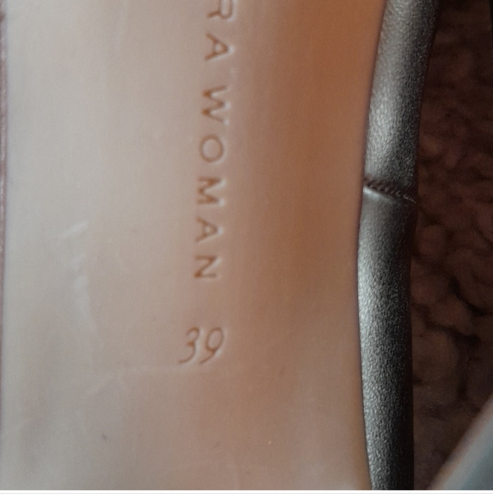 ZARA ROUND TOE Mettalic Round Toe Pumps Size 8 - Picture 9 of 16